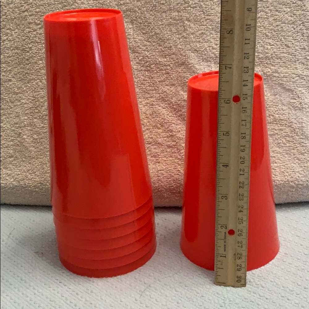Plastic tumblers